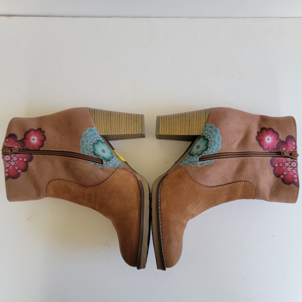 Desigual Tan Suede Ankle Boots Size 41 US 10 Boho Pink Turquoise Floral Eclectic - Picture 6 of 16